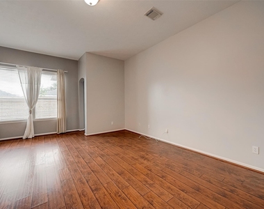 1807 Hidden Breeze Drive - Photo Thumbnail 21