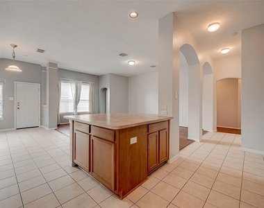 1807 Hidden Breeze Drive - Photo Thumbnail 28