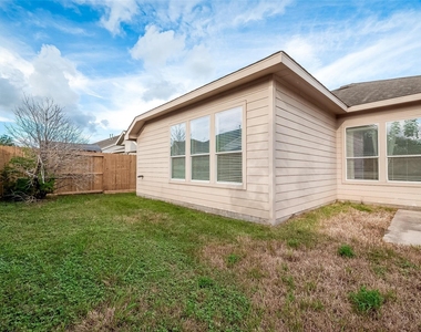 1807 Hidden Breeze Drive - Photo Thumbnail 49