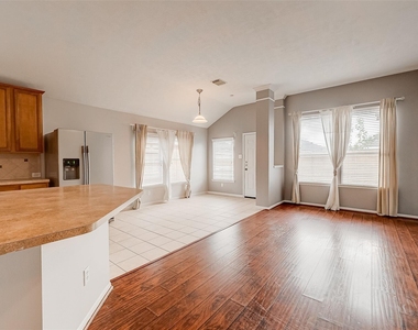 1807 Hidden Breeze Drive - Photo Thumbnail 22