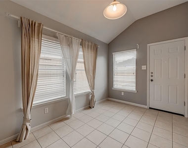 1807 Hidden Breeze Drive - Photo Thumbnail 31