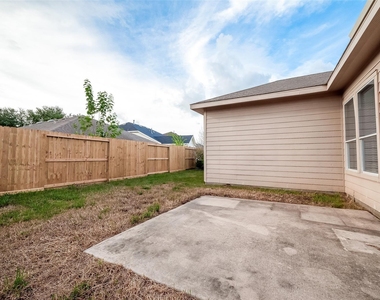 1807 Hidden Breeze Drive - Photo Thumbnail 47
