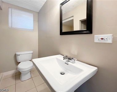1615 Evans Avenue - Photo Thumbnail 12