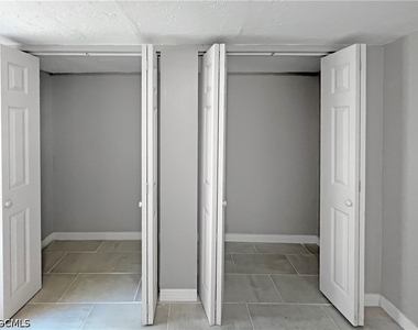 1615 Evans Avenue - Photo Thumbnail 11