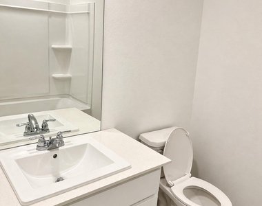 22724 Hackberry Leaf Drive - Photo Thumbnail 2