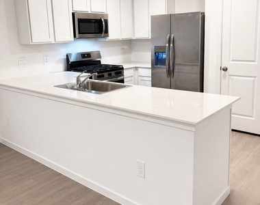 22724 Hackberry Leaf Drive - Photo Thumbnail 3