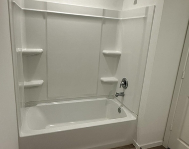 22724 Hackberry Leaf Drive - Photo Thumbnail 14