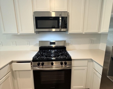 22724 Hackberry Leaf Drive - Photo Thumbnail 16