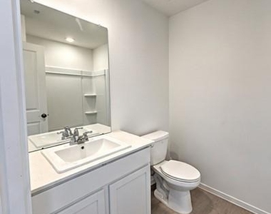 22724 Hackberry Leaf Drive - Photo Thumbnail 5