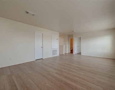 20807 Baronsledge Lane - Photo Thumbnail 28