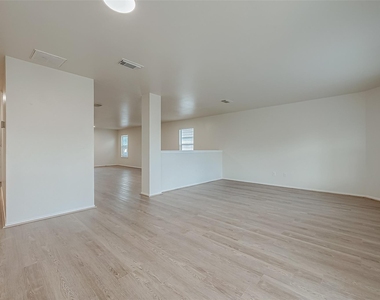20807 Baronsledge Lane - Photo Thumbnail 11