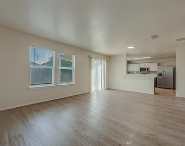 20807 Baronsledge Lane - Photo Thumbnail 13