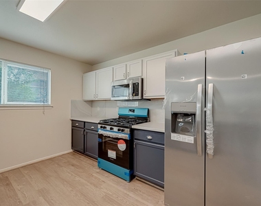 20807 Baronsledge Lane - Photo Thumbnail 16