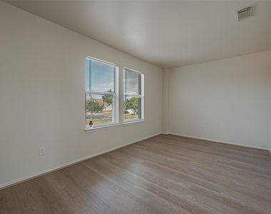 20807 Baronsledge Lane - Photo Thumbnail 35