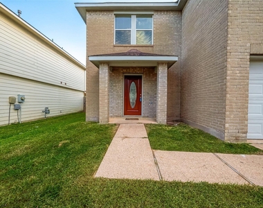 20807 Baronsledge Lane - Photo Thumbnail 2