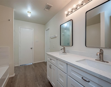 20807 Baronsledge Lane - Photo Thumbnail 44