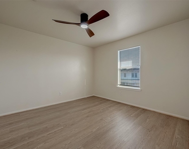 20807 Baronsledge Lane - Photo Thumbnail 31