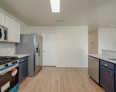 20807 Baronsledge Lane - Photo Thumbnail 18