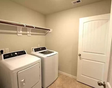 17826 Auburn Heights Trail - Photo Thumbnail 11
