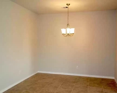 17826 Auburn Heights Trail - Photo Thumbnail 8