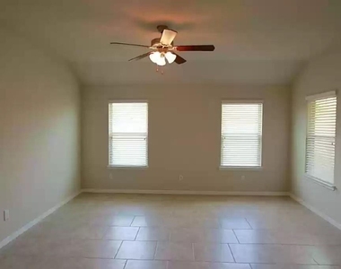 17826 Auburn Heights Trail - Photo Thumbnail 7
