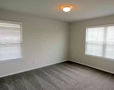 17826 Auburn Heights Trail - Photo Thumbnail 9