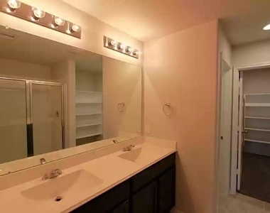 17826 Auburn Heights Trail - Photo Thumbnail 10