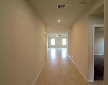 17826 Auburn Heights Trail - Photo Thumbnail 4