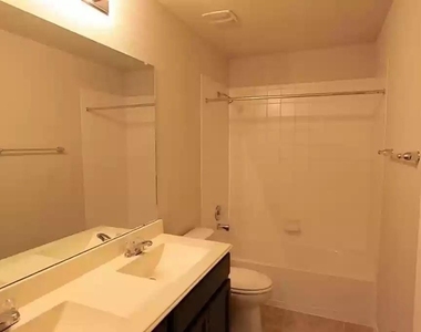 17826 Auburn Heights Trail - Photo Thumbnail 13
