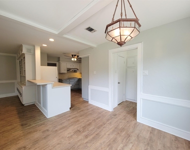13406 Glen Erica Drive - Photo Thumbnail 14