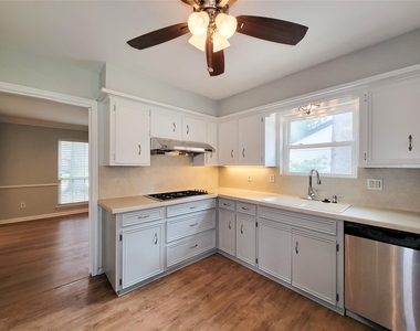 13406 Glen Erica Drive - Photo Thumbnail 15