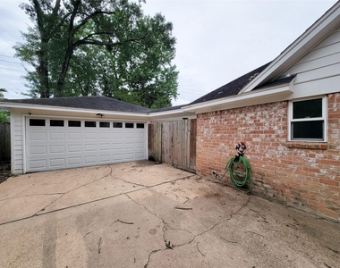 13406 Glen Erica Drive - Photo Thumbnail 36