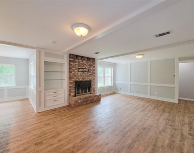 13406 Glen Erica Drive - Photo Thumbnail 10