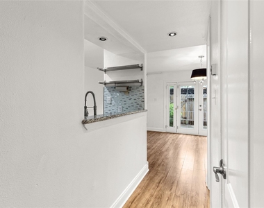 11002 Hammerly Boulevard - Photo Thumbnail 17