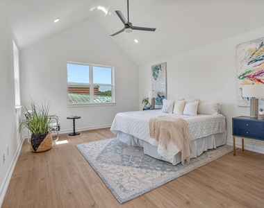 3620 Sauer Street - Photo Thumbnail 16