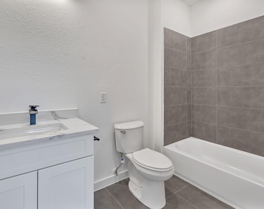 3620 Sauer Street - Photo Thumbnail 24