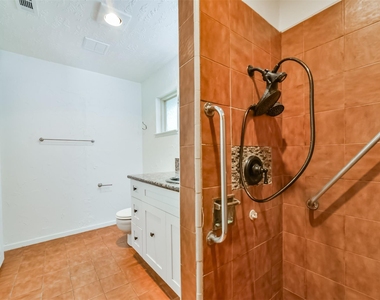 807 Stadium Circle - Photo Thumbnail 19