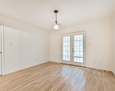 807 Stadium Circle - Photo Thumbnail 21