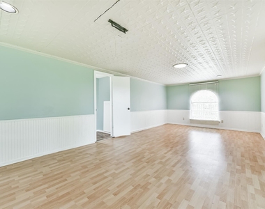 807 Stadium Circle - Photo Thumbnail 33