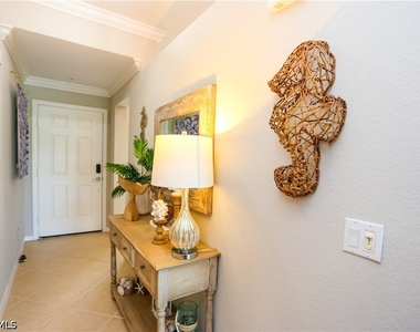 10275 Heritage Bay Boulevard - Photo Thumbnail 8