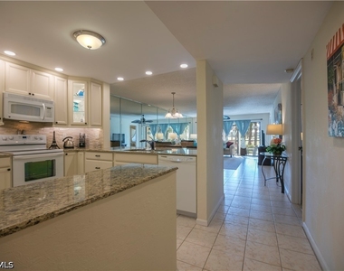 5741 Deauville Circle - Photo Thumbnail 6