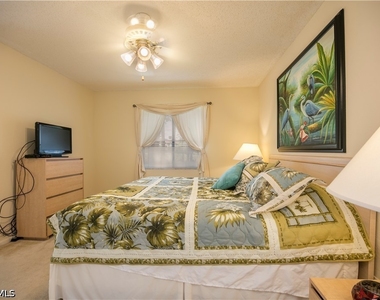5741 Deauville Circle - Photo Thumbnail 8