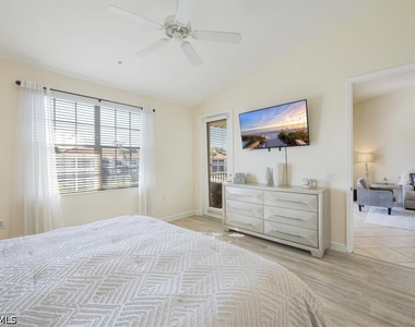 3057 Driftwood Way - Photo Thumbnail 11