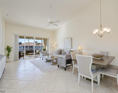 3057 Driftwood Way - Photo Thumbnail 6