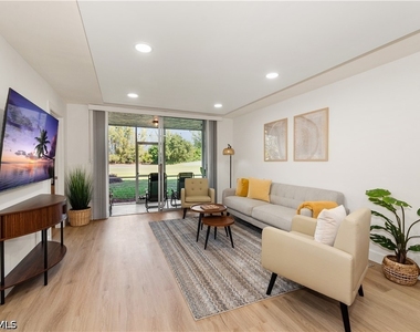 501 Forest Lakes Boulevard - Photo Thumbnail 7