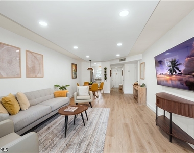 501 Forest Lakes Boulevard - Photo Thumbnail 5