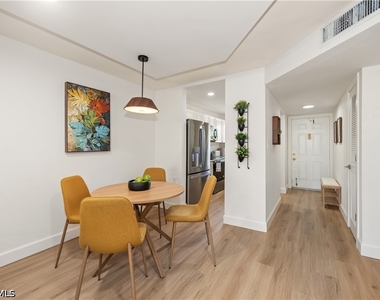 501 Forest Lakes Boulevard - Photo Thumbnail 8