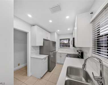 5300 Treetops Drive - Photo Thumbnail 2