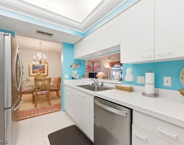 110 Siena Way - Photo Thumbnail 16