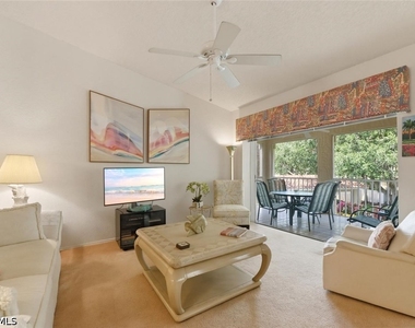 110 Siena Way - Photo Thumbnail 5